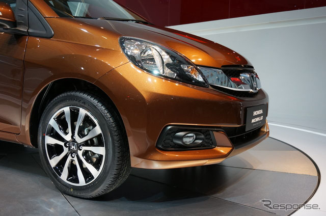 ӡLMPV܇(ch)Mobilio 2016N(xio)Ŀ(bio)30f(wn)v4