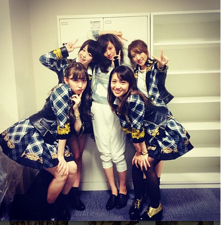 AKB48ɆTСꖲ˕˽ Єӷ۽z