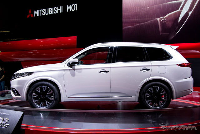 W{(ln)¸܇Outlander PHEV concept-S