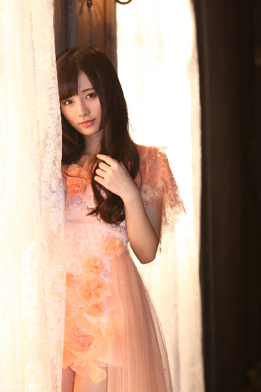 վW(wng)ƱxЇ(gu)һŮ SNH48溵tZ ˚?q){AKB5