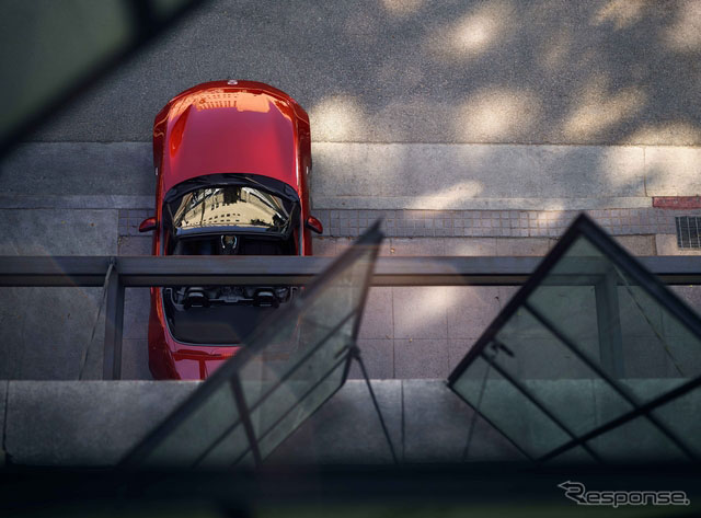 R_(d)(gu)Roadster
