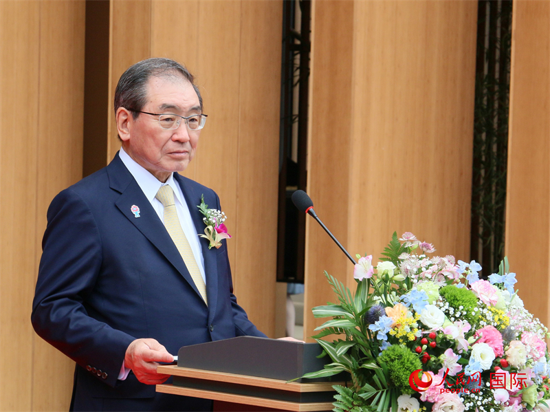 4月13日，2025年日本大阪世博會中國館舉行開館儀式，日本世博協(xié)會會長、日本經(jīng)濟團體聯(lián)合會會長十倉雅和出席并致辭。人民網(wǎng) 許可攝