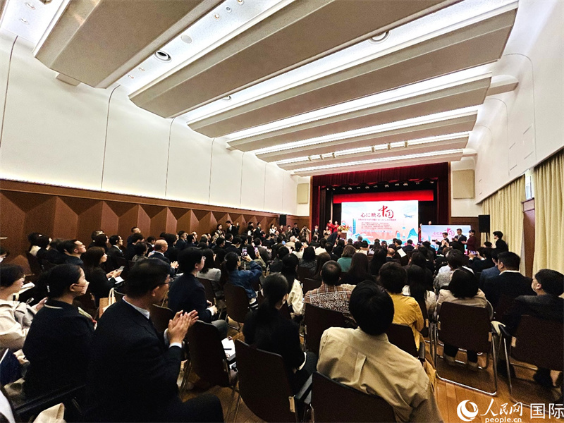 4月15日下午，第四屆“鏡彩中國——日本人眼中的中國攝影大賽”頒獎典禮在日本東京中國駐日本大使館舉辦。人民網(wǎng) 許可攝