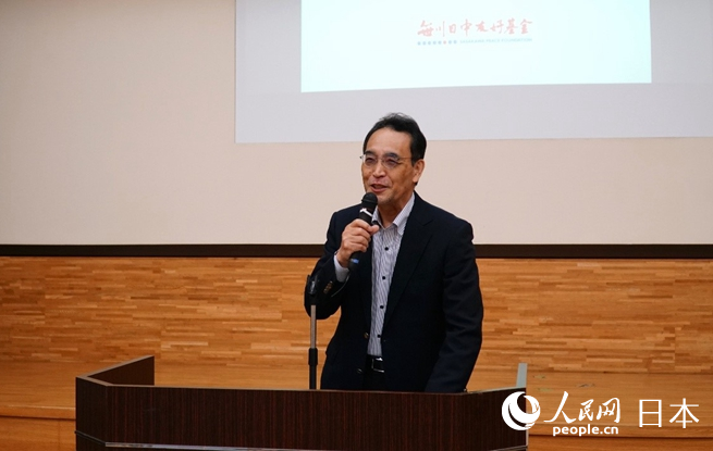 日本國(guó)際交流基金日語國(guó)際中心所長(zhǎng)佐藤郡衛(wèi)致辭。蔣曉辰攝