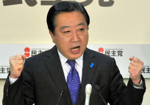 日本首相街頭演說“馬失前蹄” 細(xì)數(shù)政要們摔跤那點(diǎn)事兒
